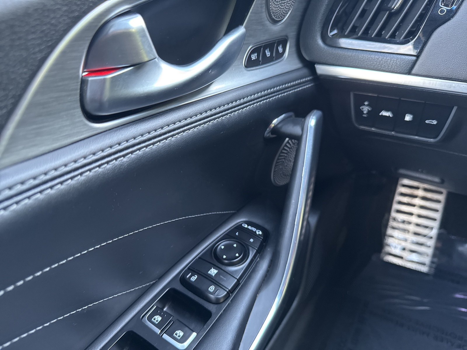 2023 Kia Stinger GT2 photo 35