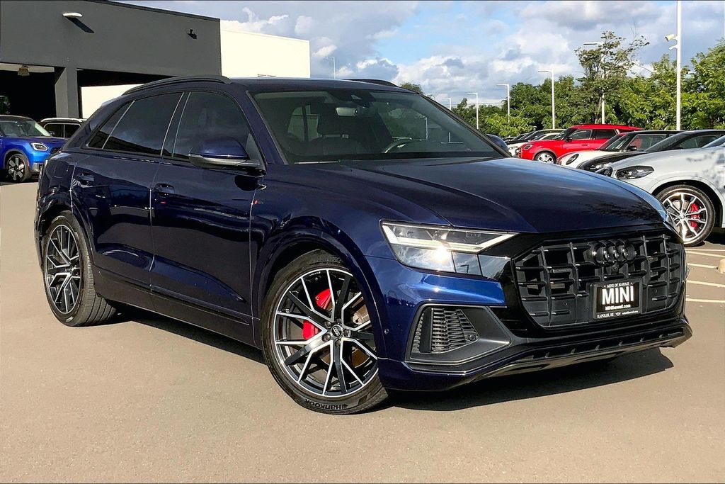 2019 Audi Q8 Premium Plus