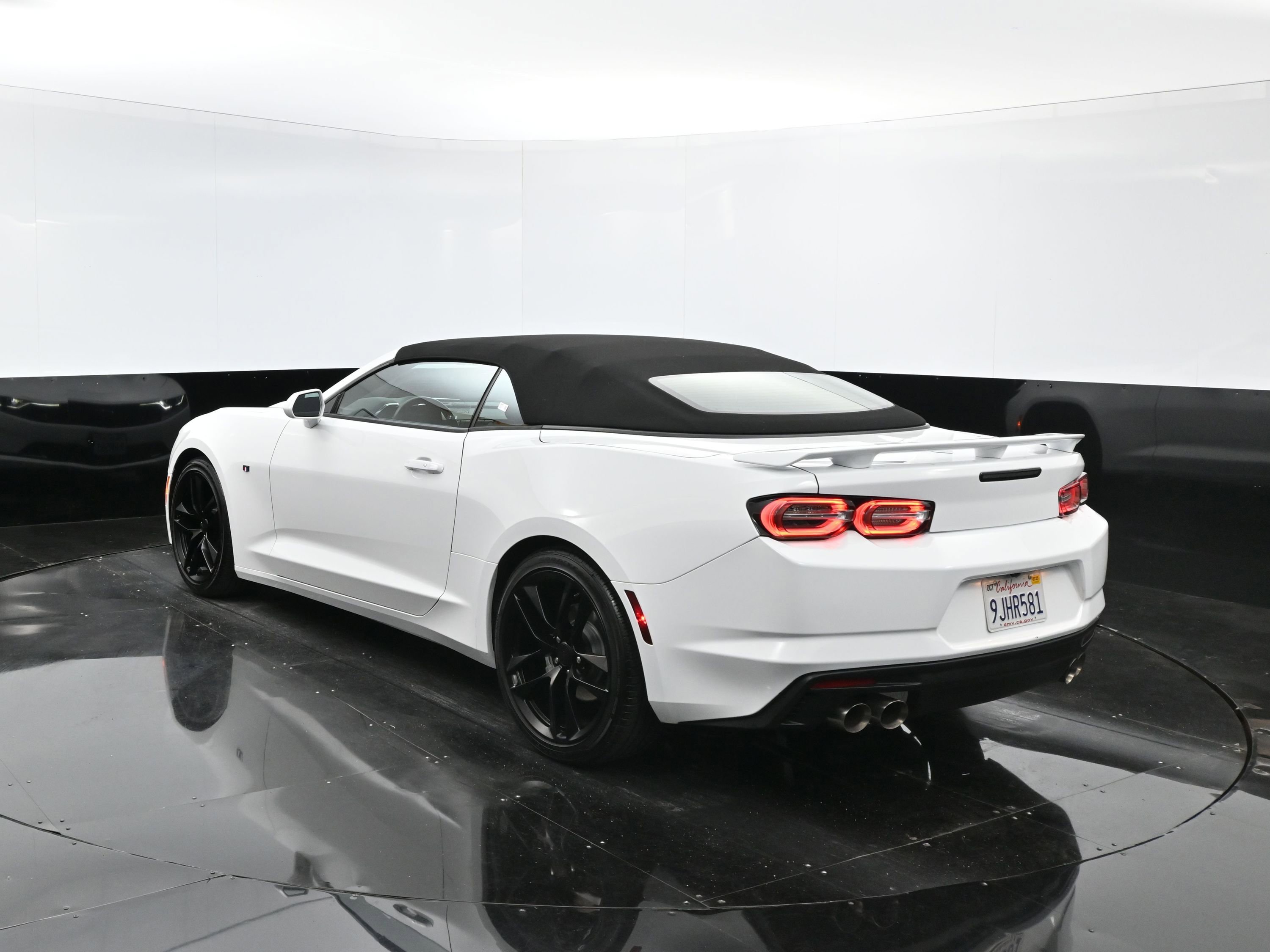2023 Chevrolet Camaro 2LT photo 5
