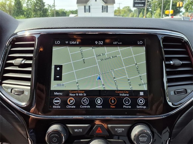 2022 Jeep Grand Cherokee Laredo photo 15