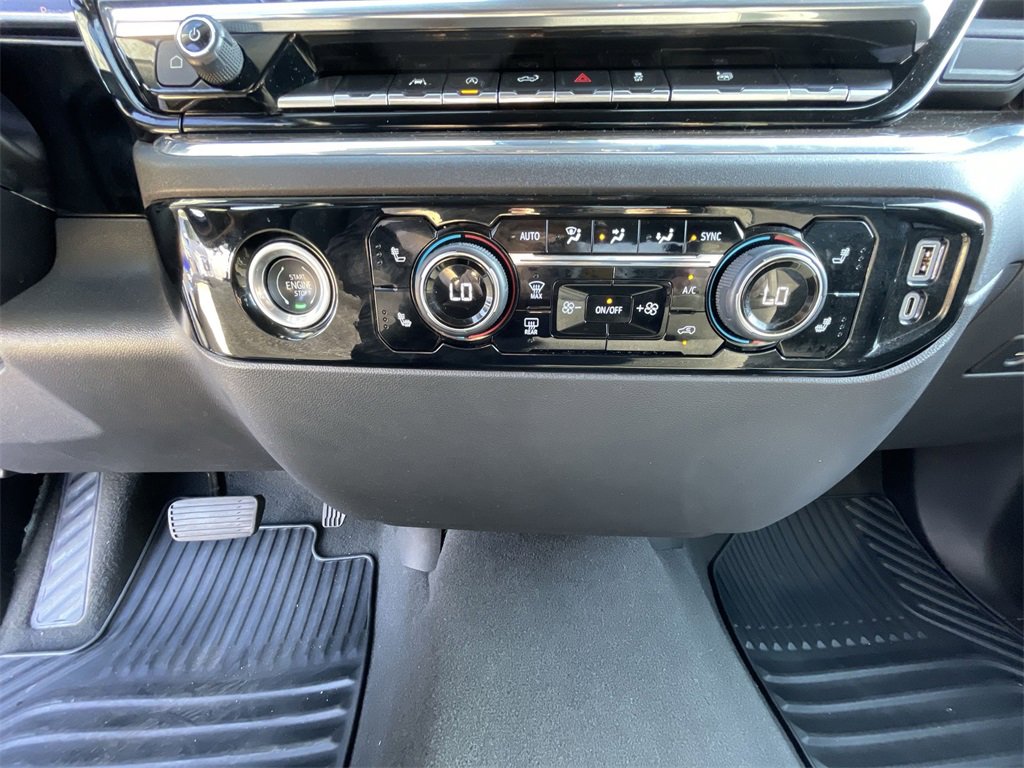 2024 Chevrolet Silverado 1500 LT photo 15