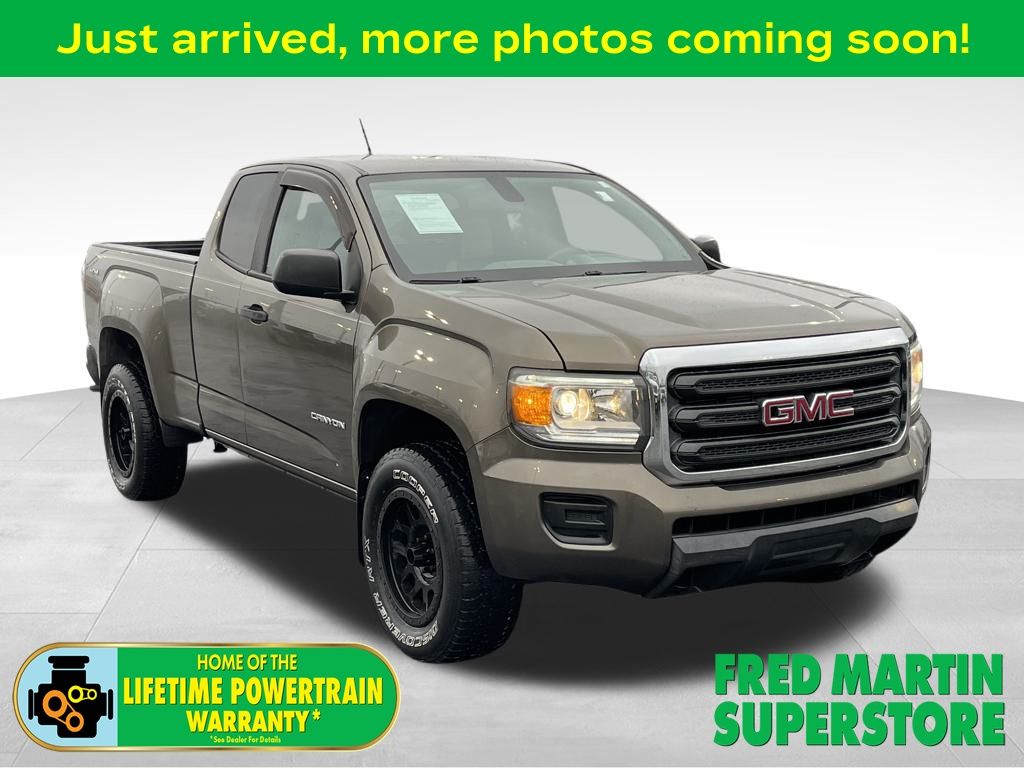 2015 GMC Canyon Base's photo