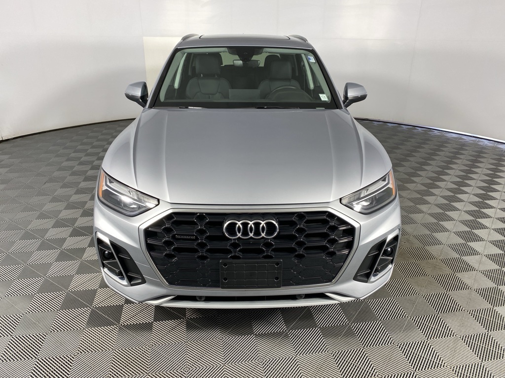 2025 Audi Q5 45 S line Premium Plus photo 2