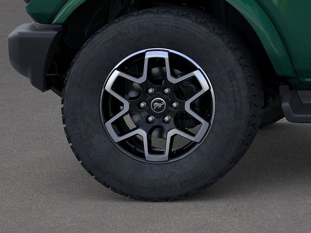 2025 Ford Bronco Outer Banks photo 19