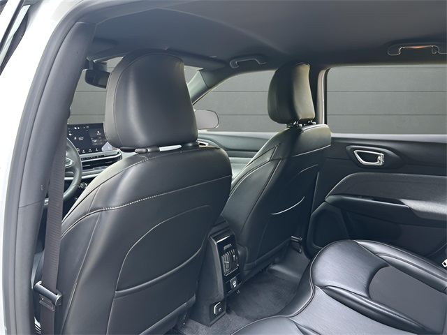 2023 Jeep Compass Latitude photo 22