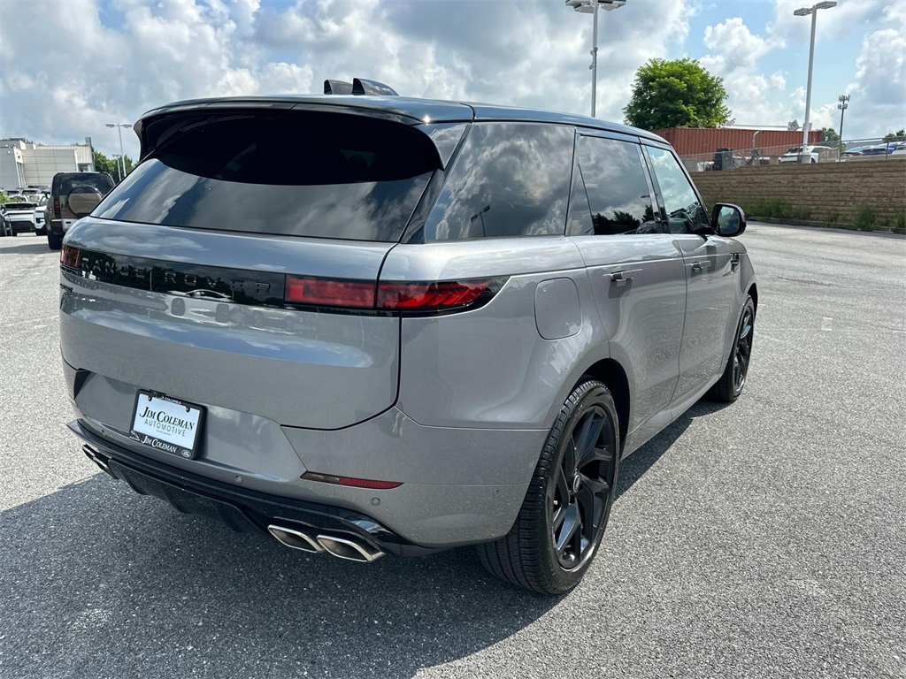 2025 Land Rover Range Rover Sport SE photo 23