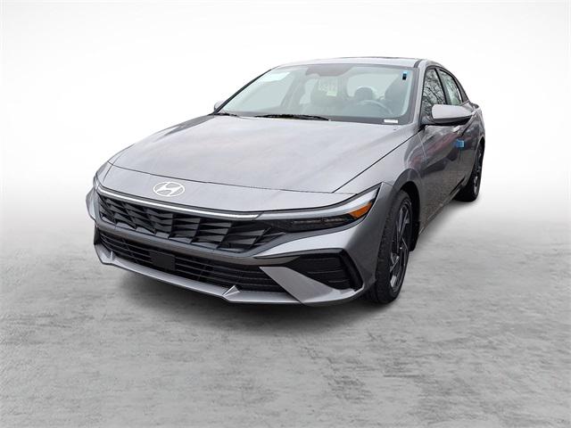 2025 Hyundai Elantra Hybrid Limited photo 3