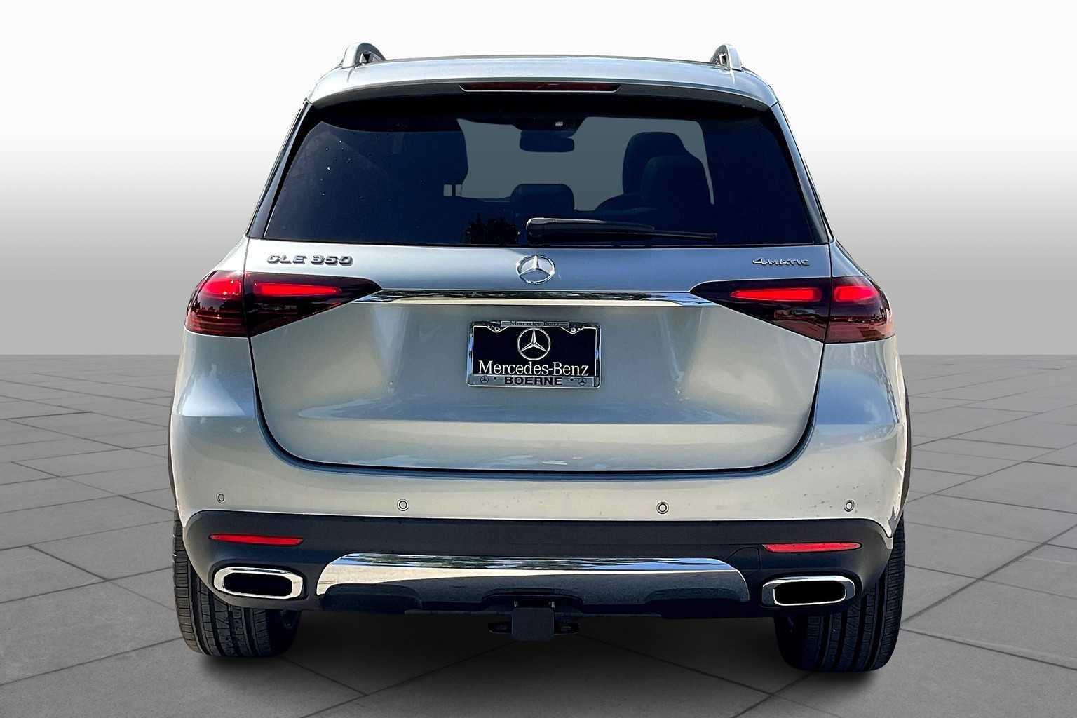 2025 Mercedes Benz GLE 350 4MATIC photo 2