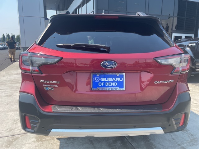2020 Subaru Outback Limited photo 4