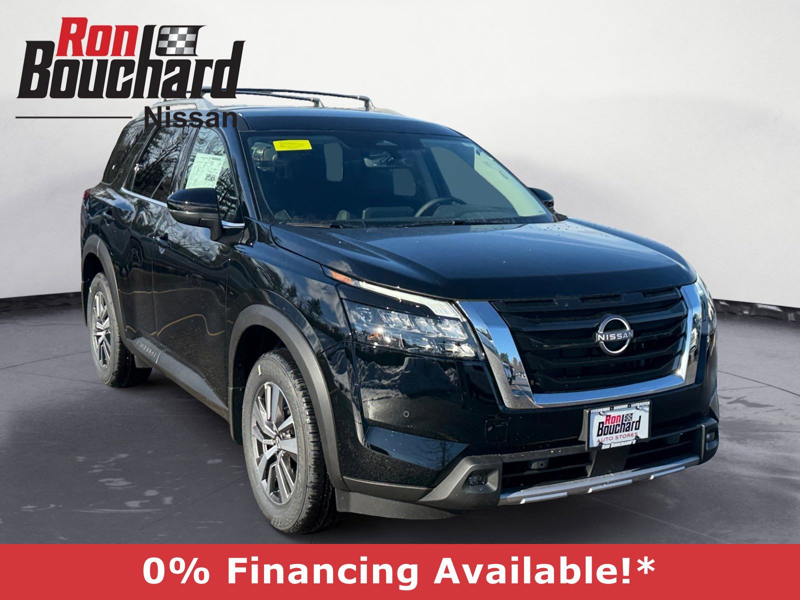 2025 Nissan Pathfinder SL's photo