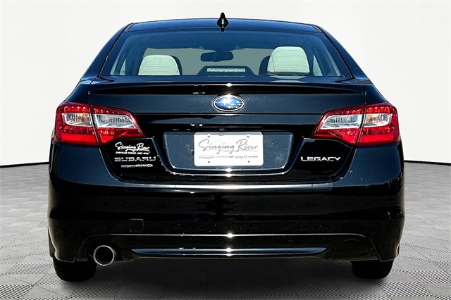 2016 Subaru Legacy 2.5i photo 6