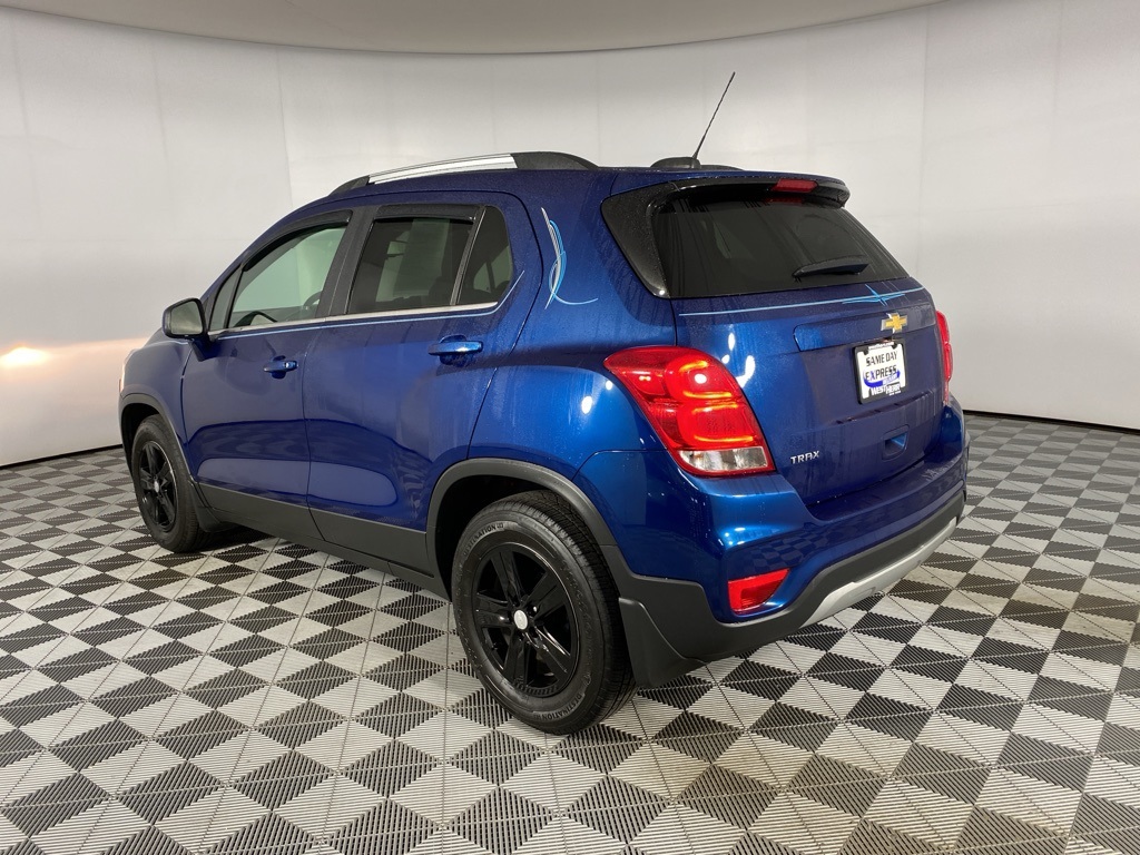 2019 Chevrolet Trax LT photo 3