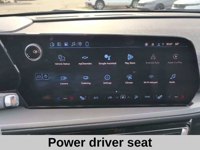 2026 Chevrolet Traverse photo 3