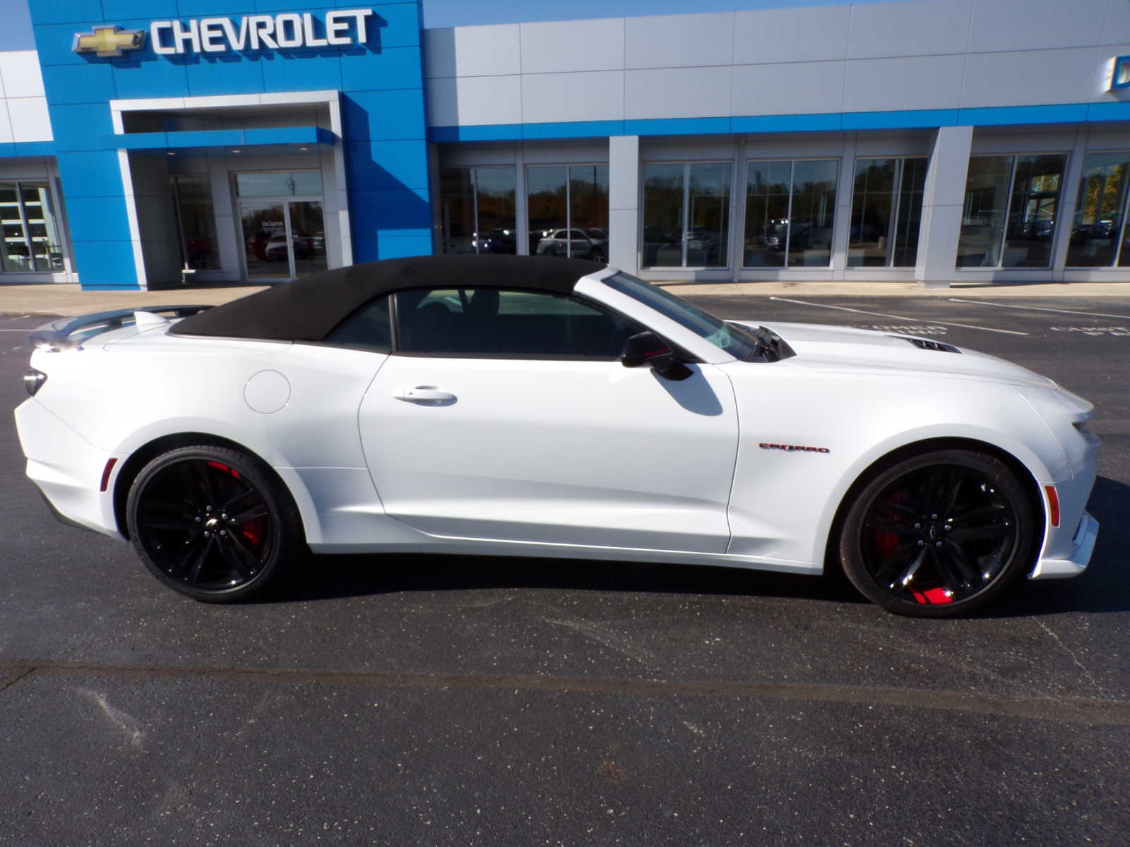 2023 Chevrolet Camaro 1SS photo 2