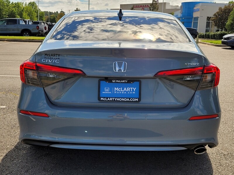 2022 Honda Civic Sport photo 4