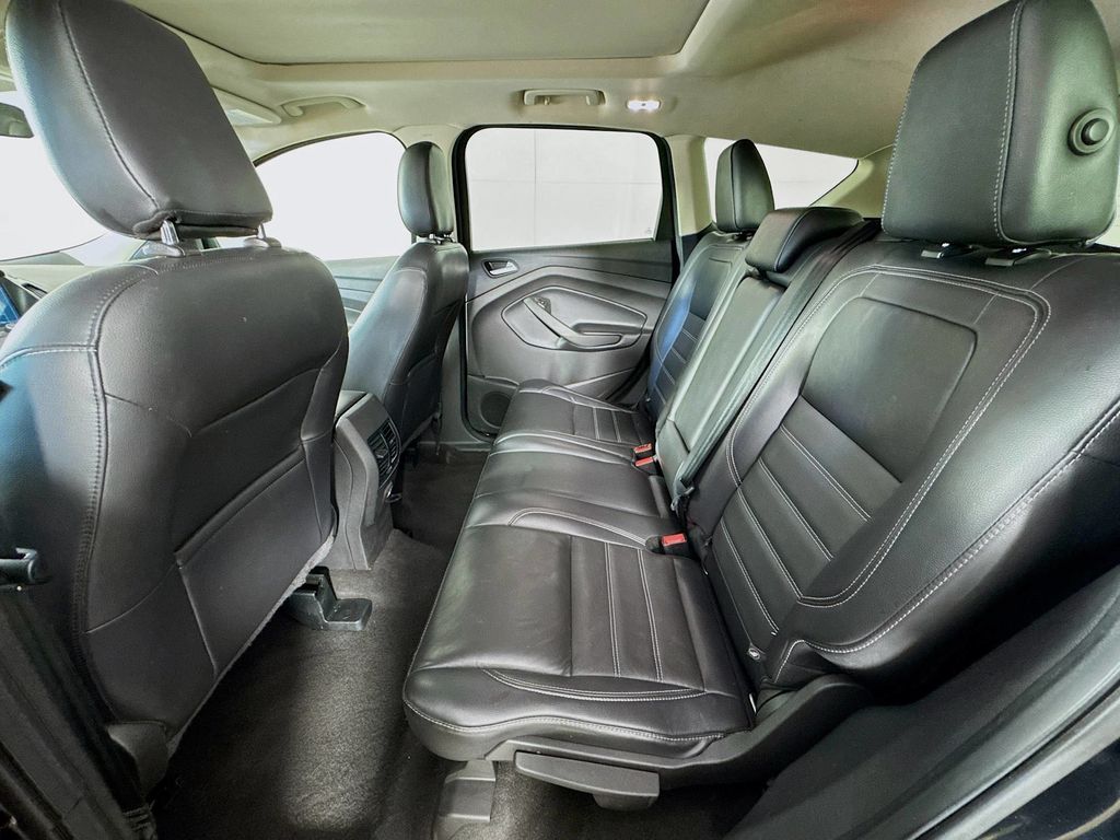 2018 Ford Escape SEL photo 27