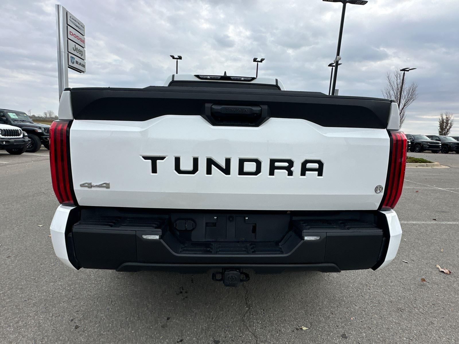 2024 Toyota Tundra SR5 photo 3
