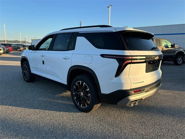 2026 Chevrolet Traverse photo 3