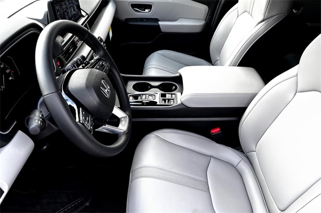 2025 Honda Pilot EX-L photo 6