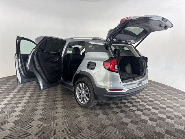 2024 Gmc Terrain SLT photo 14