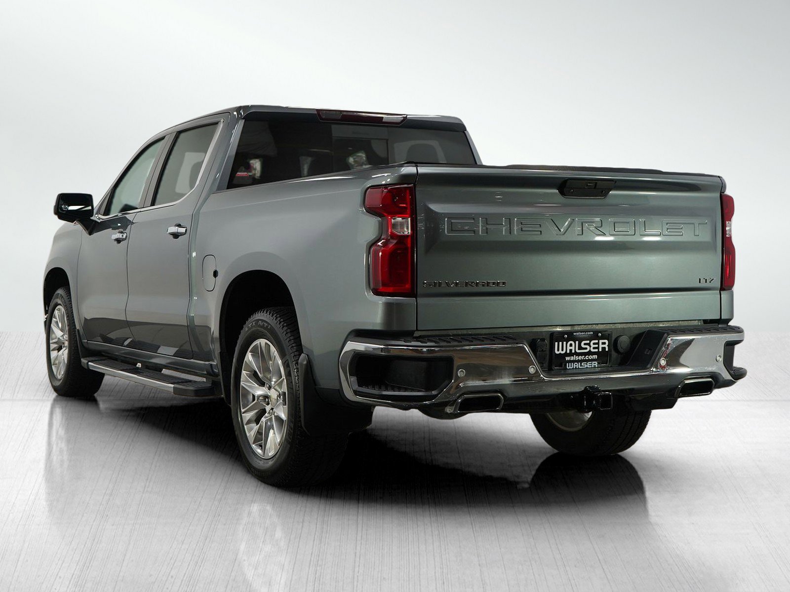 2020 Chevrolet Silverado 1500 LTZ photo 3