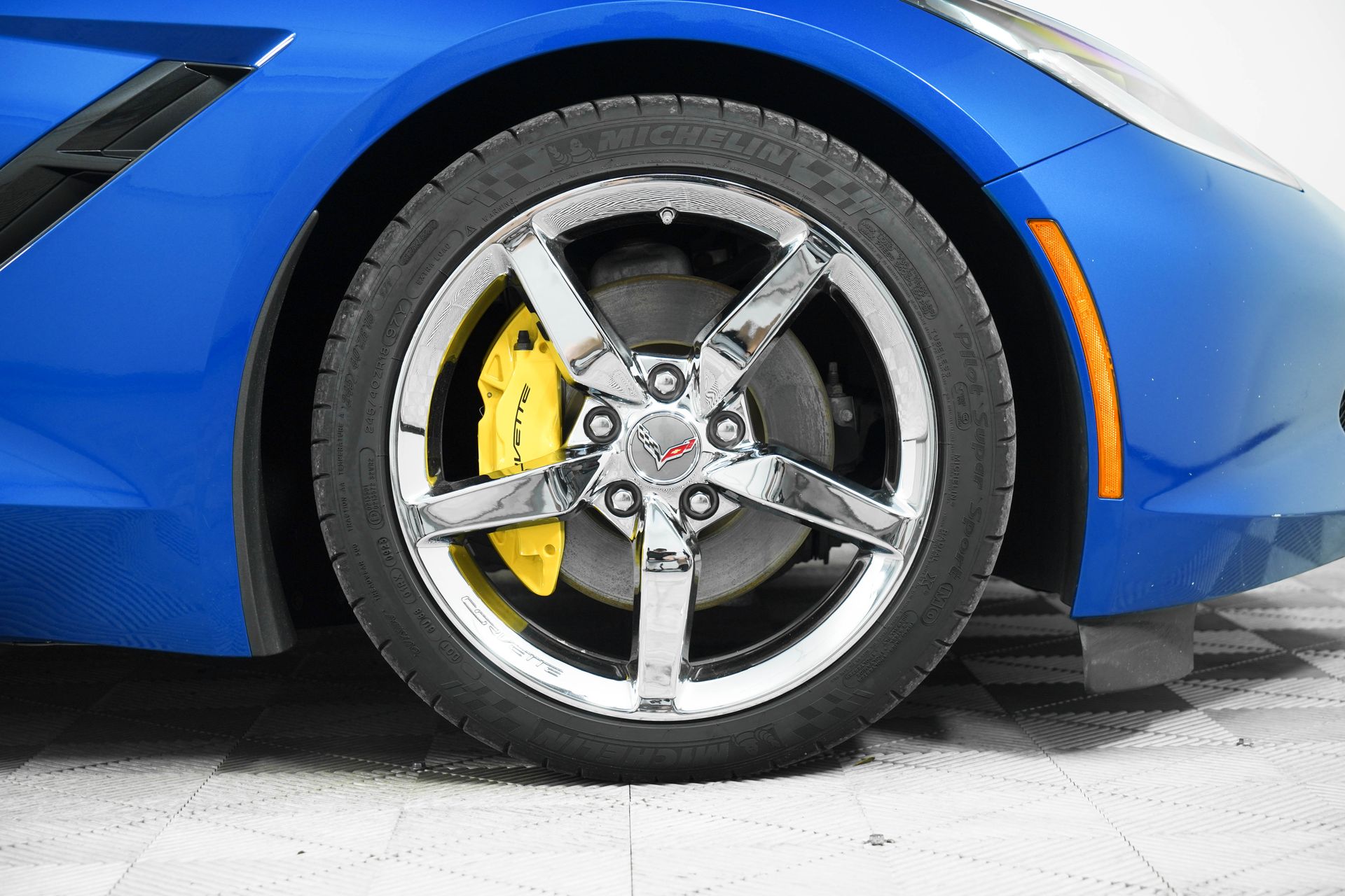 2014 Chevrolet Corvette Stingray Base 3LT photo 11