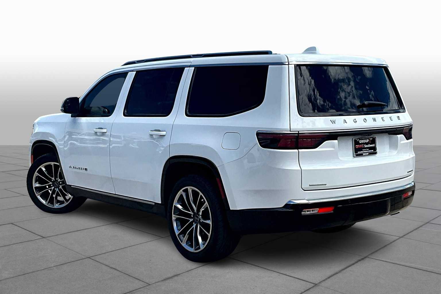 2023 Jeep Wagoneer Series III photo 11
