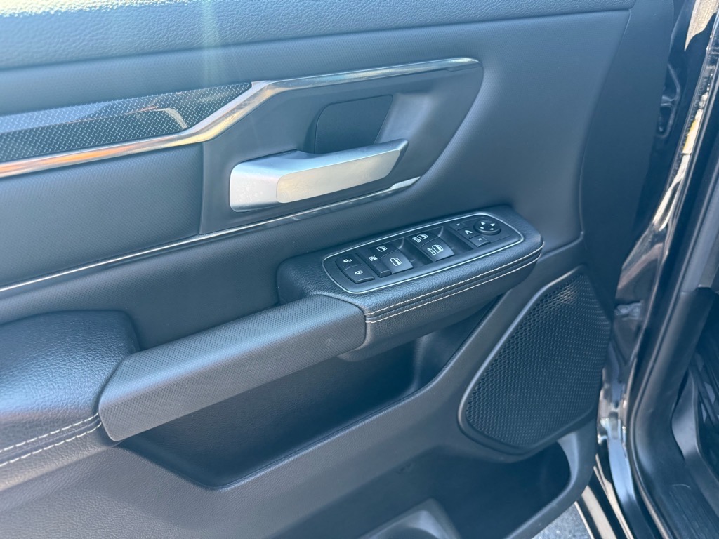 2019 Ram 1500 Rebel photo 15