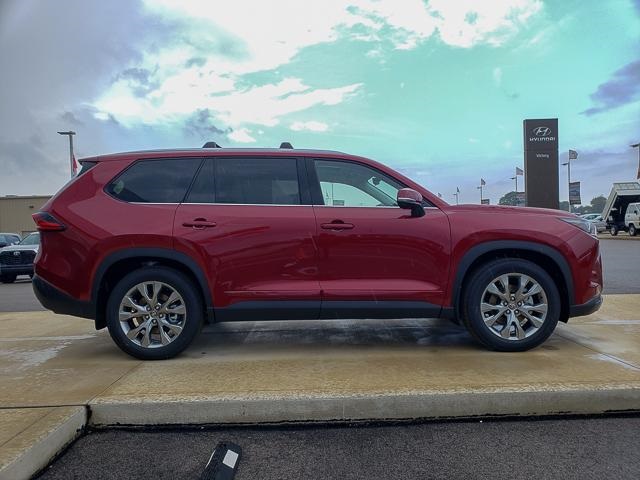 2026 Toyota Grand Highlander Limited photo 4