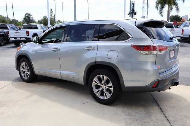 2015 Toyota Highlander XLE photo 3