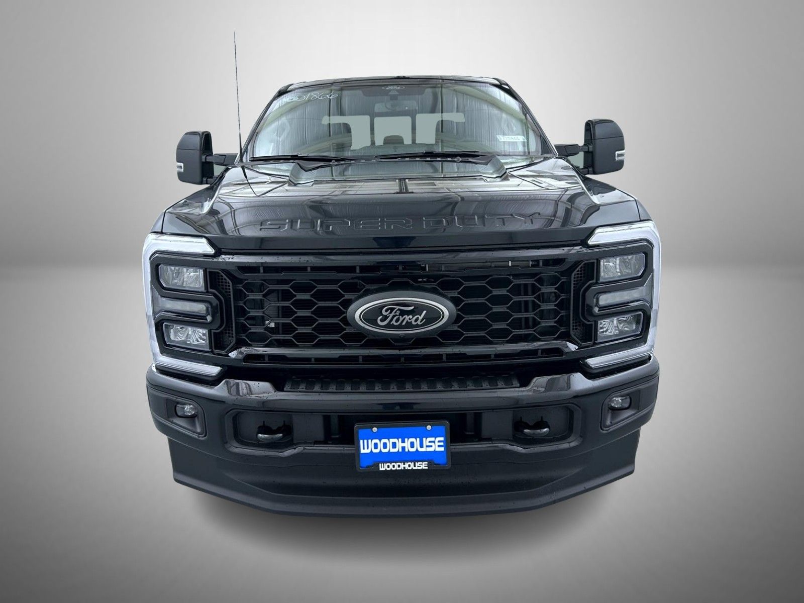 2025 Ford F-250 photo 2