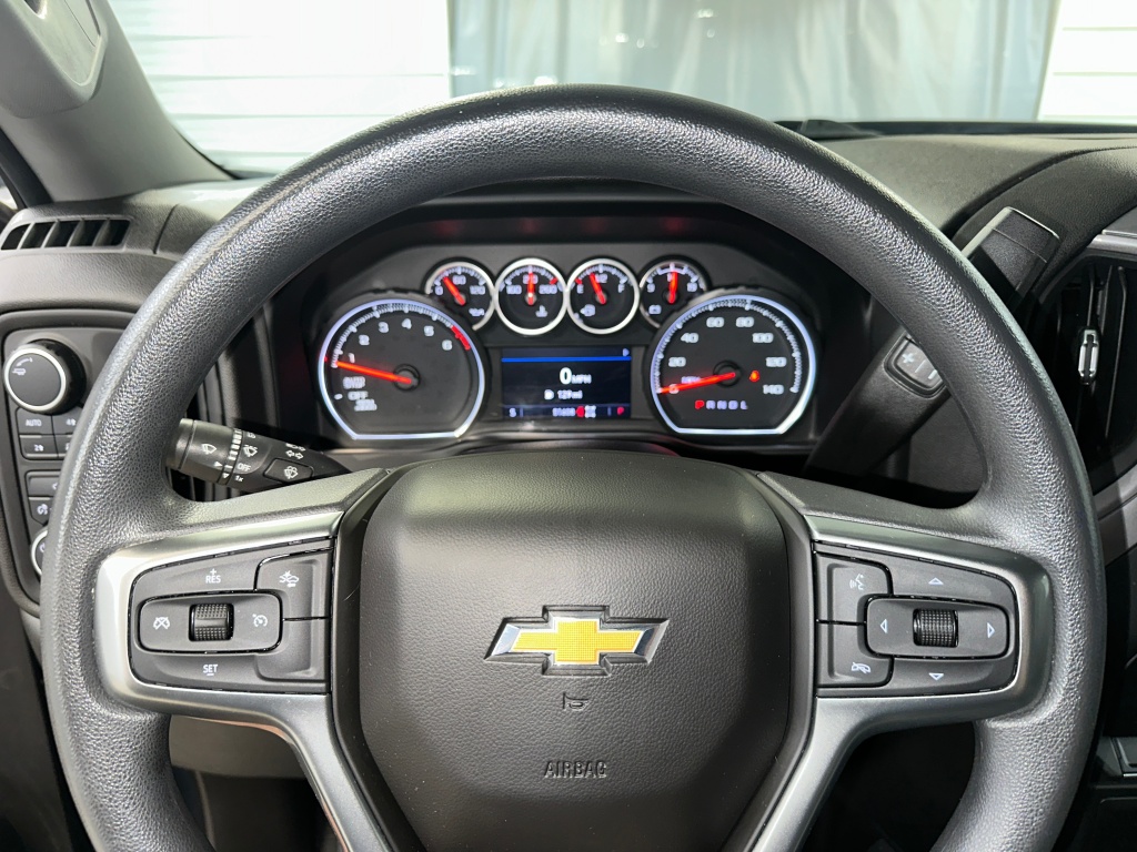 2021 Chevrolet Silverado 1500 Custom photo 5