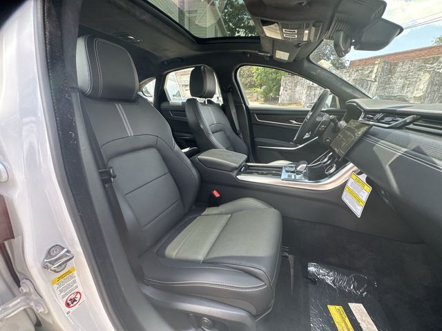 2024 Jaguar XF P300 R-Dynamic SE photo 20