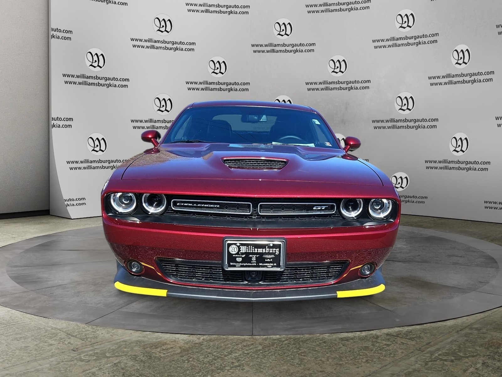 2023 Dodge Challenger GT photo 8