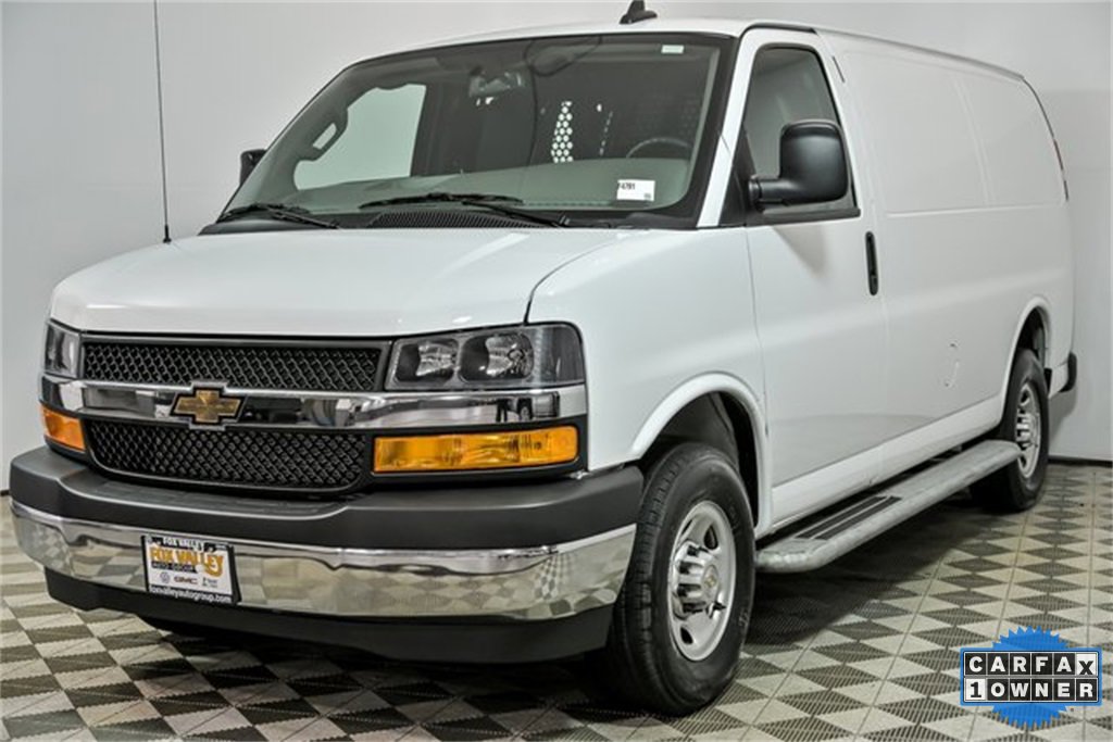2023 Chevrolet Express Cargo Van 2500 photo 4