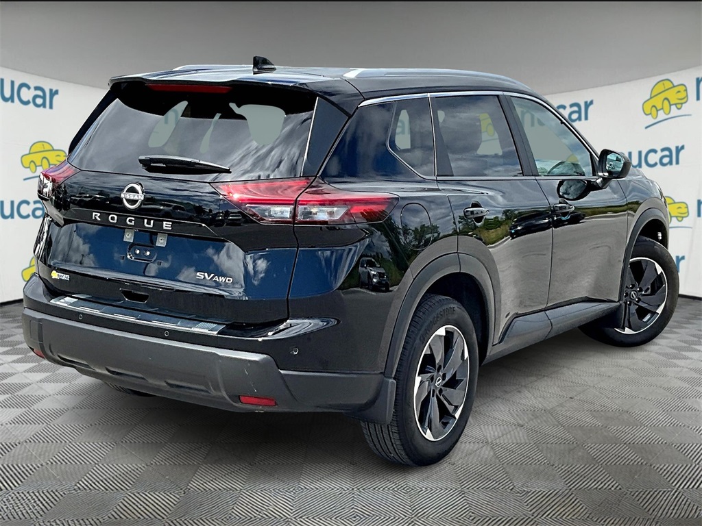 2024 Nissan Rogue SV photo 6