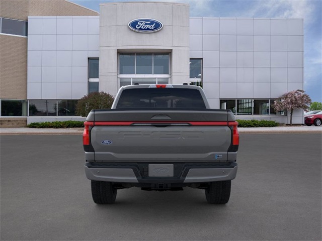 2025 Ford F-150 Lightning Lariat photo 3