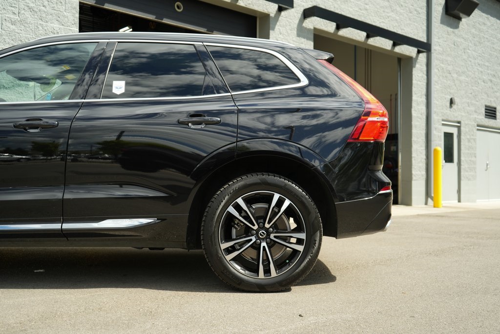 2021 Volvo XC60 Recharge Hybrid T8 Inscription Expression photo 9