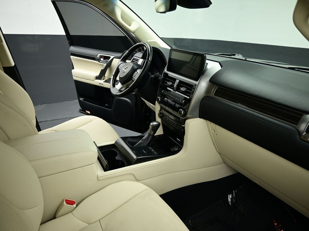 2023 Lexus GX 460 photo 21