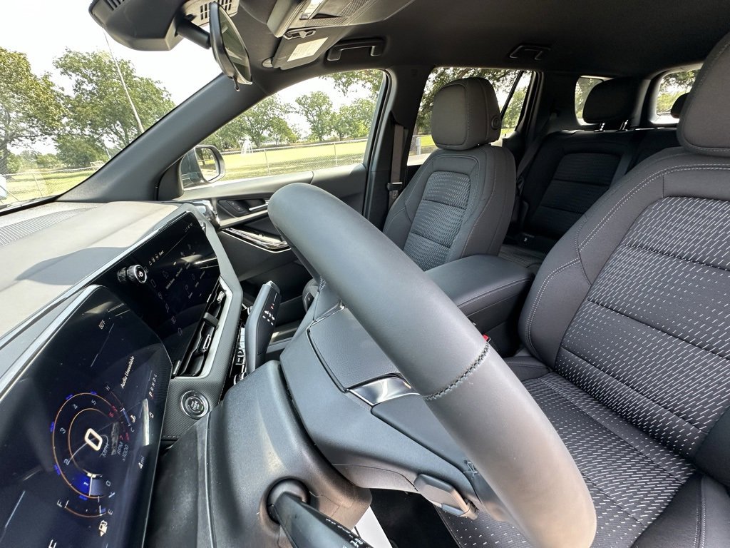 2026 Chevrolet Equinox LT photo 12