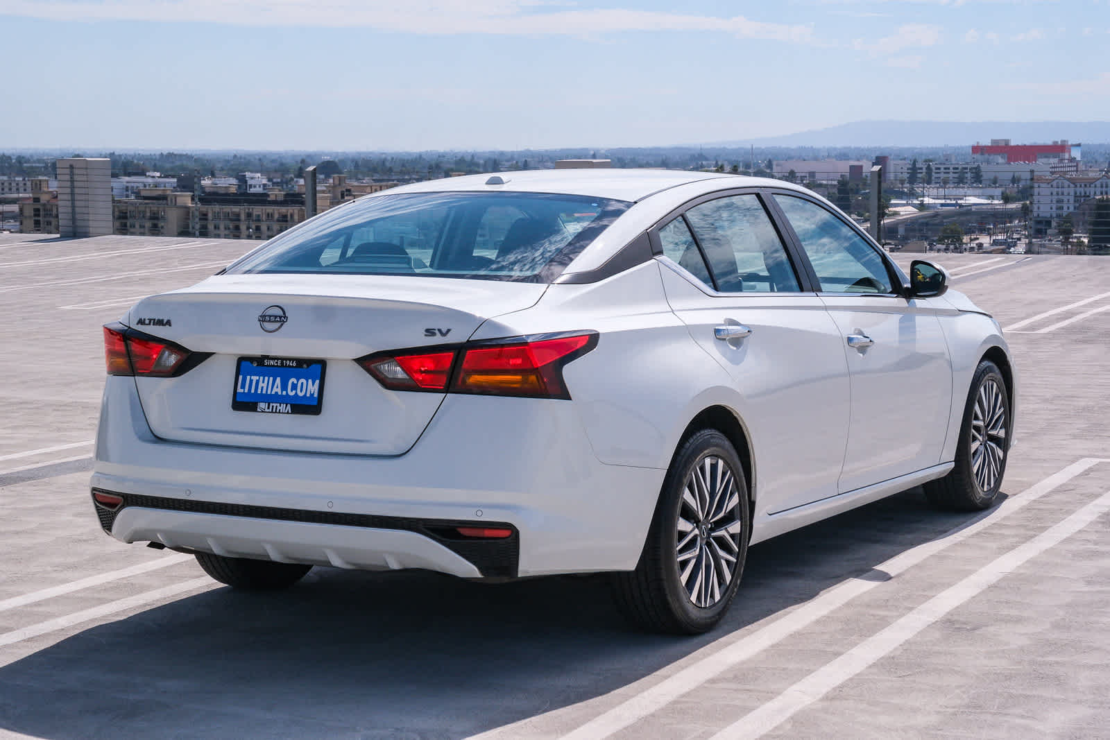 2023 Nissan Altima 2.5 SV photo 2