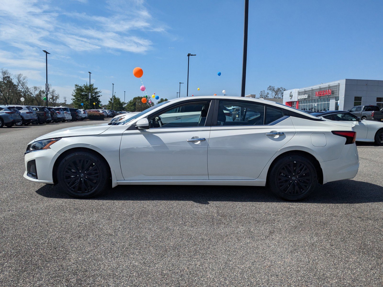 2025 Nissan Altima SV Special Edition photo 6