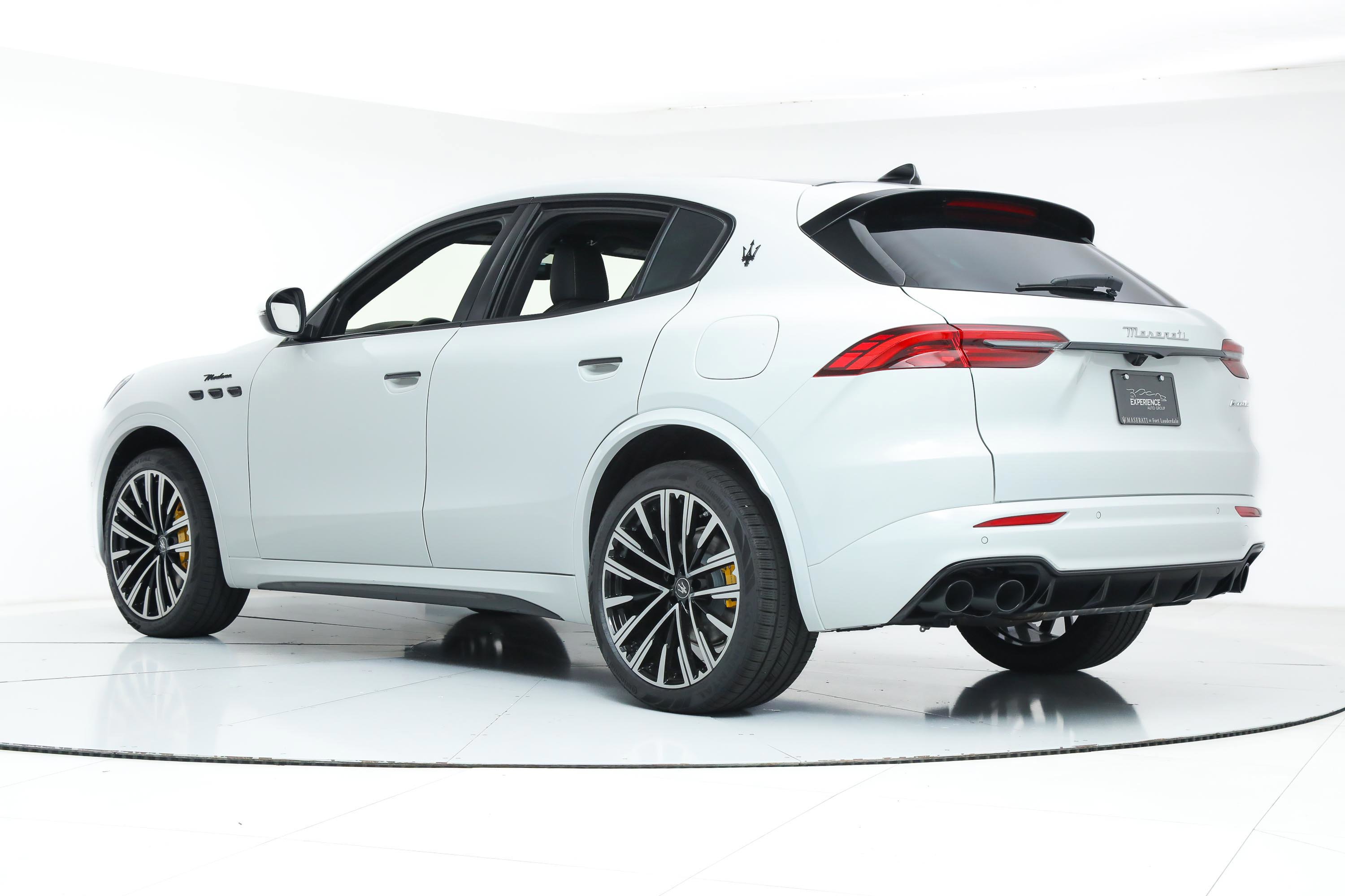 2025 Maserati Grecale Modena photo 2