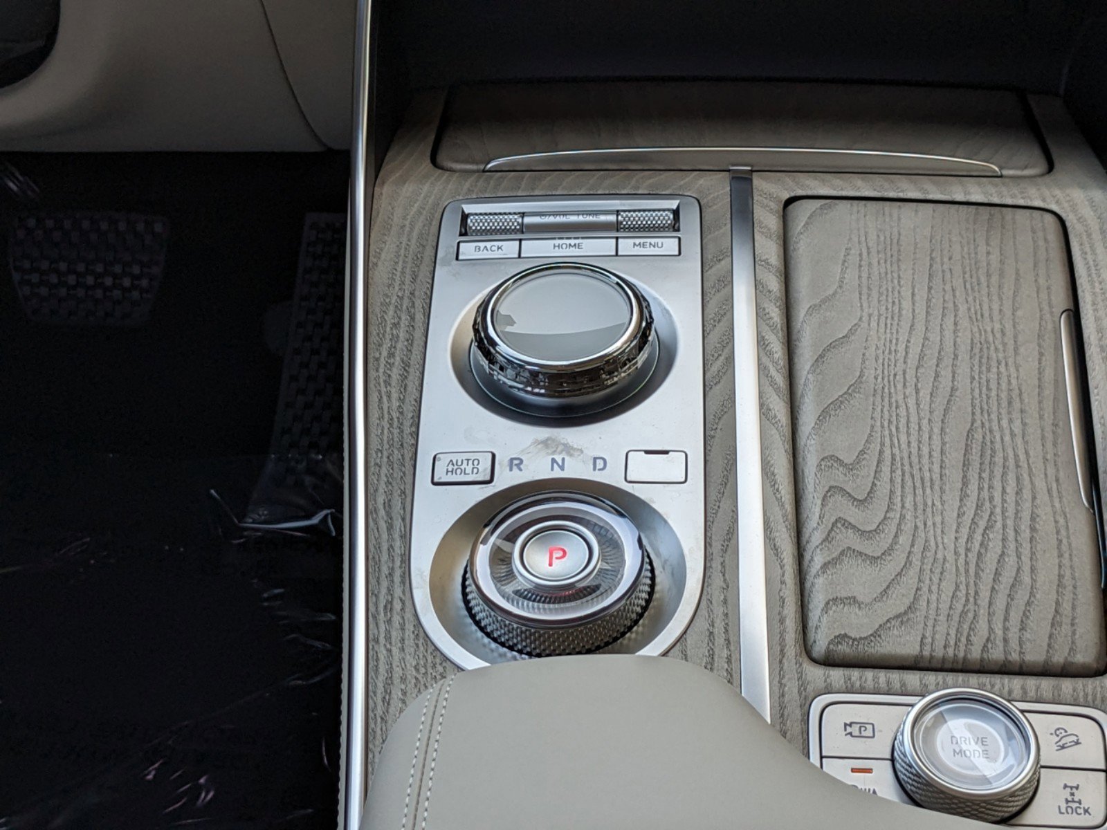 2024 Genesis GV80 3.5T Prestige photo 13