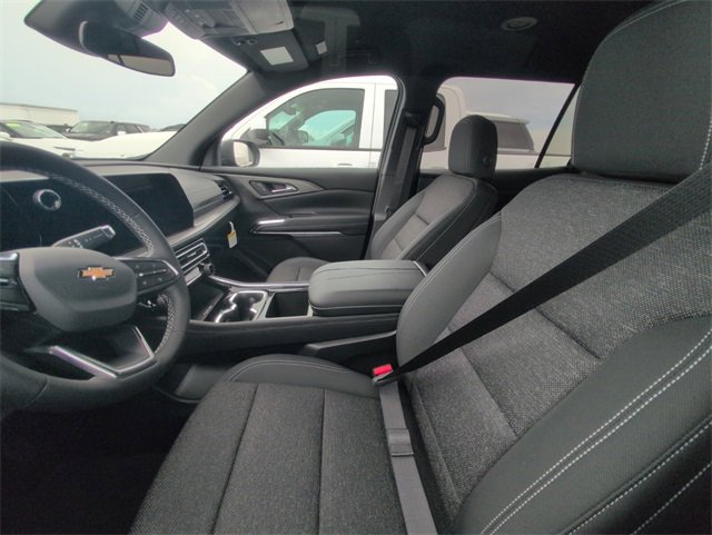 2026 Chevrolet Traverse photo 7