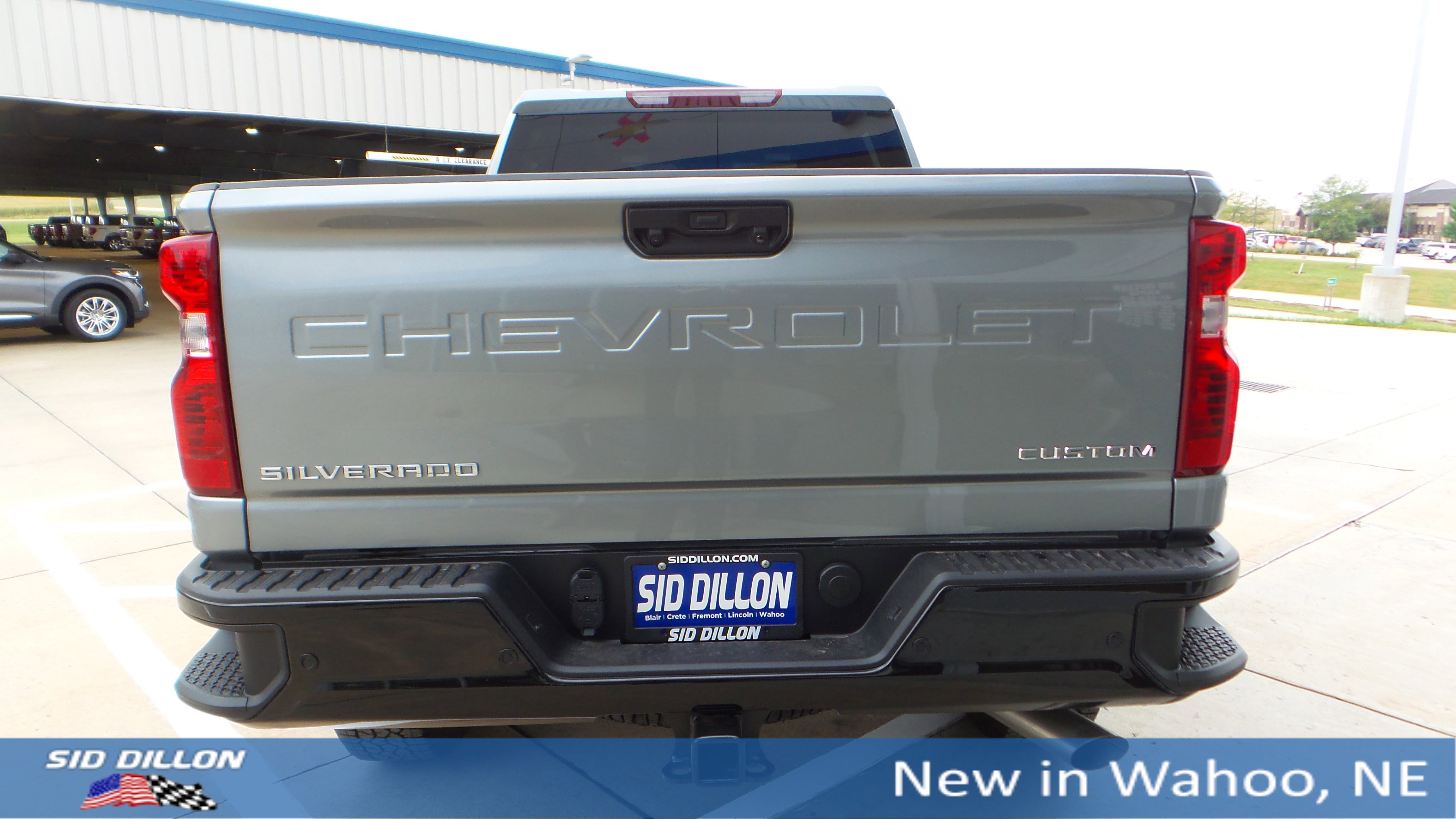 2026 Chevrolet Silverado 2500HD Custom photo 4
