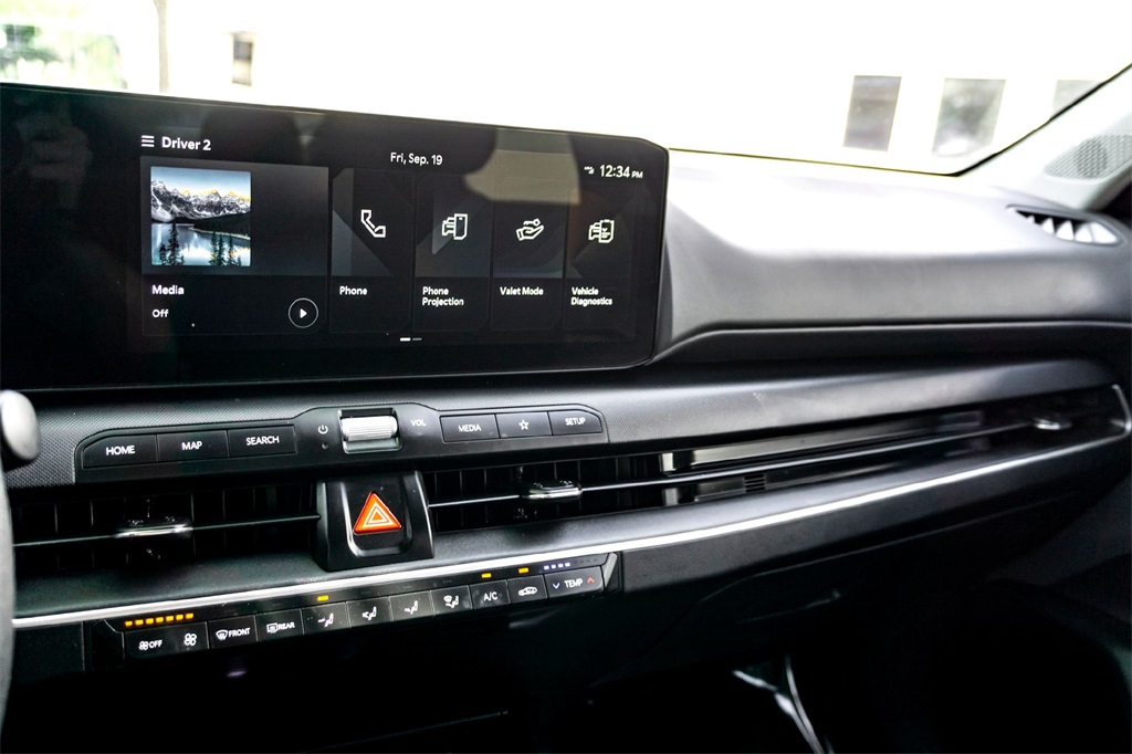 2025 Kia K4 LXS photo 21