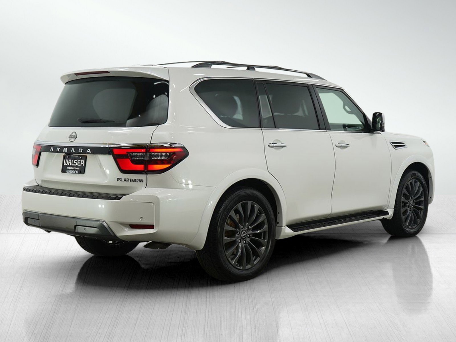 2023 Nissan Armada Platinum photo 4