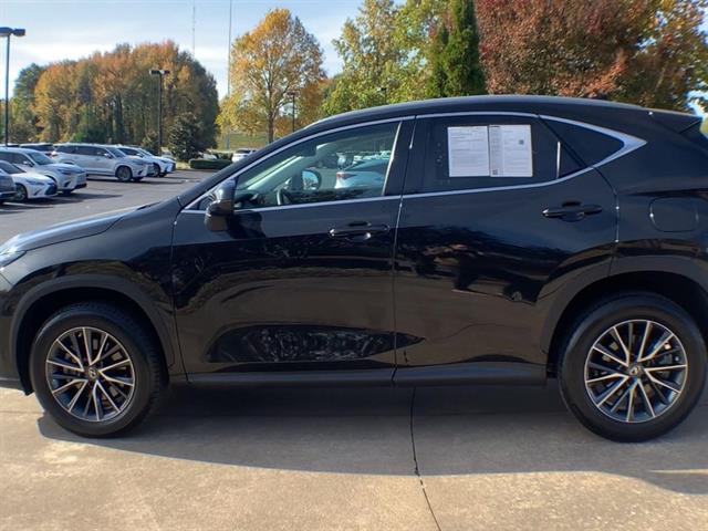 2023 Lexus NX 250 Premium photo 4