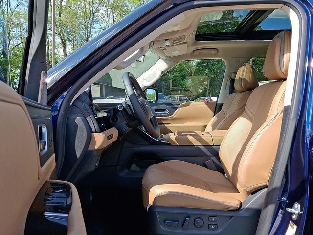 2025 Infiniti QX80 Sensory photo 16